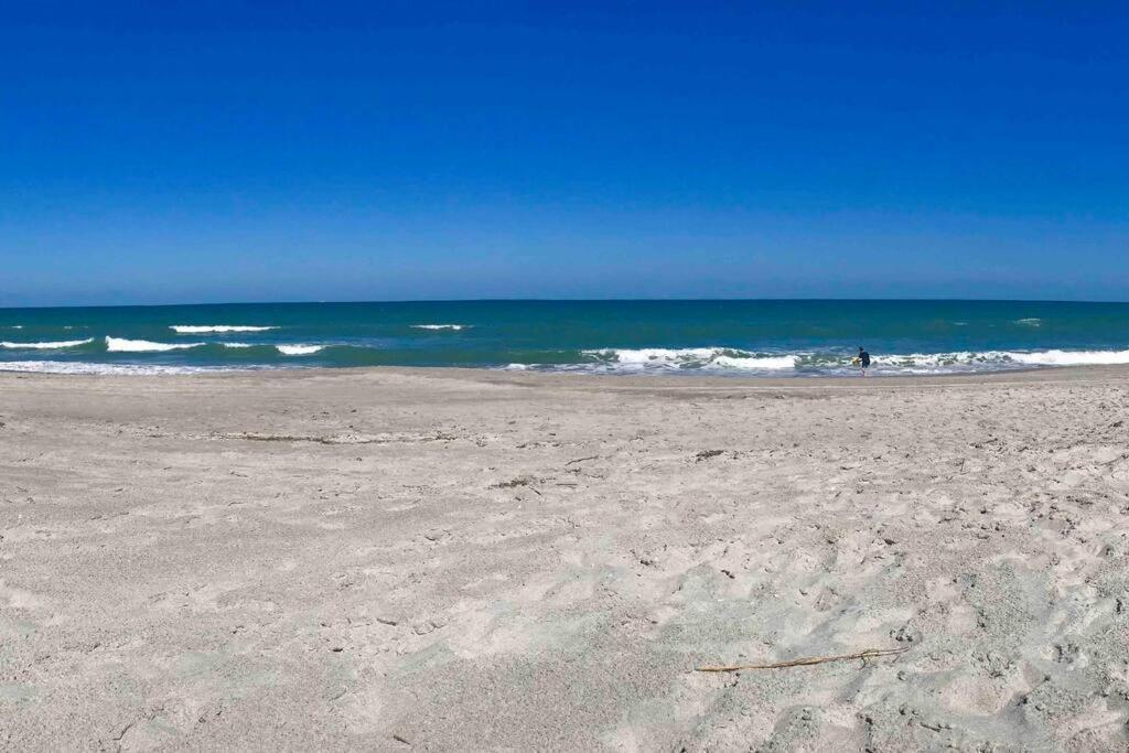 Bright And Beachy 2Bed 1Bath Home - Unit 210 Cocoa Beach Exterior foto